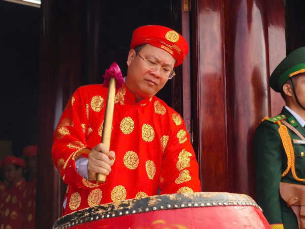 Người dân Cà Mau tri ân Quốc tổ, hướng về cội nguồn dân tộc Người dân Cà Mau tri ân Quốc tổ, hướng về cội nguồn dân tộc