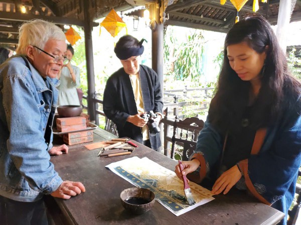 Người trẻ giữ hồn xưa: Mang giấy dó 