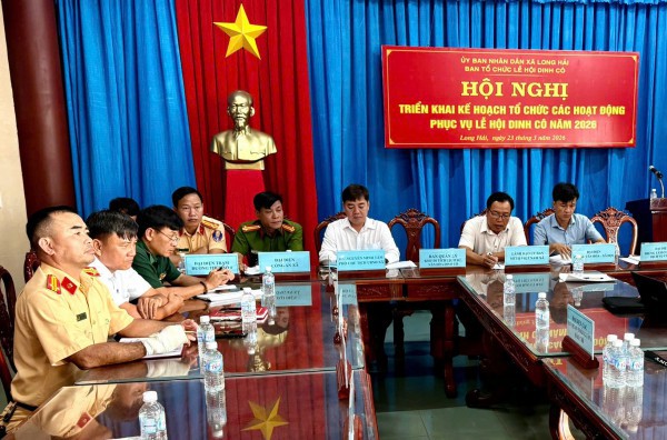 Nhiều hoạt động văn hóa, tín ngưỡng tại lễ hội Dinh Cô Long Hải