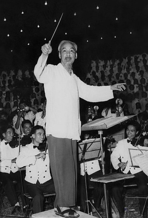 Nhớ 30.4 qua ảnh của nghệ sĩ Lâm Hồng Long, Đoàn Công Tính