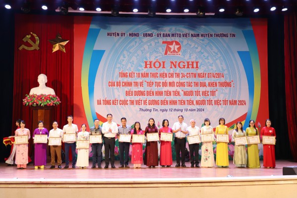 Như đóa hướng dương hửng nắng Như đóa hướng dương hửng nắng