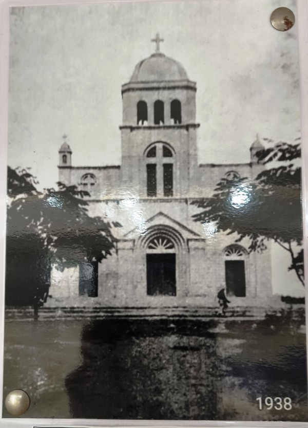 Những nhà thờ độc đáo: Nơi lưu giữ trang rửa tội của thi sĩ Hàn Mặc Tử