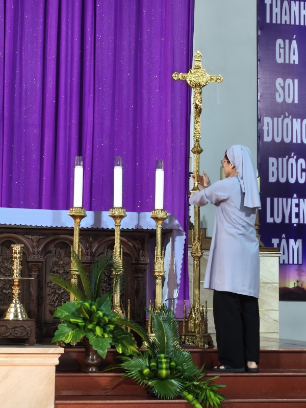 Những nhà thờ độc đáo: Nơi lưu giữ trang rửa tội của thi sĩ Hàn Mặc Tử