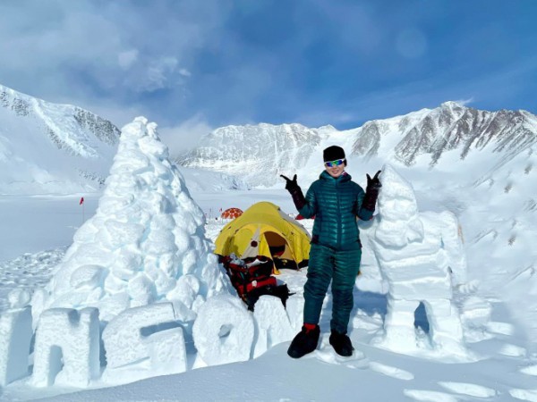 Nước Pháp tôn vinh người phụ nữ Việt Nam đầu tiên chinh phục thành công đỉnh Everest