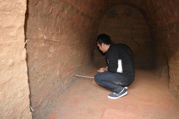 Phát hiện ngôi mộ cổ gần 2.000 năm ở Quảng Ninh