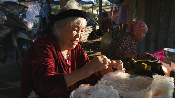 Phóng sự về Mẹ VN anh hùng Trần Thị Huyến