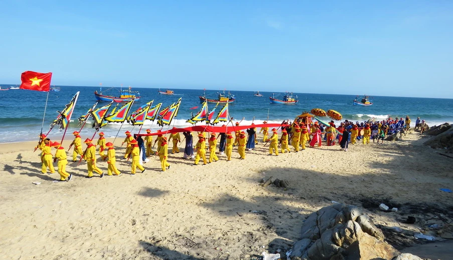 Phục dựng lễ hội cầu ngư theo phong tục xưa Phục dựng lễ hội cầu ngư theo phong tục xưa