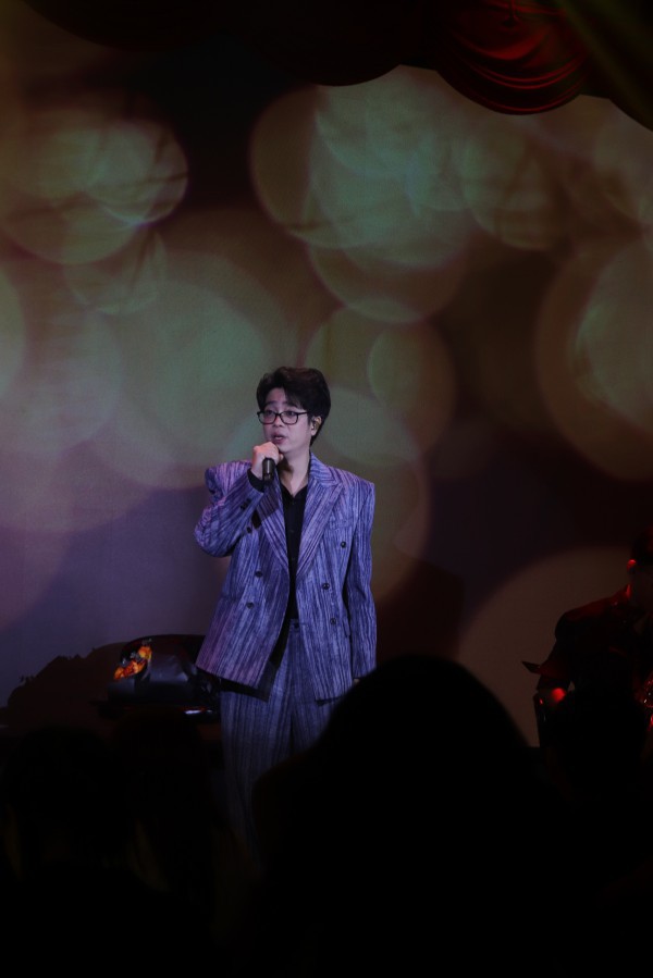 Quang Dũng, Hà Nhi trình diễn thăng hoa trong đêm nhạc 