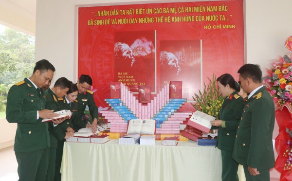 Quảng Trị in sách về cuộc đời của 2.833 Mẹ Việt Nam anh hùng Quảng Trị in sách về cuộc đời của 2.833 Mẹ Việt Nam anh hùng