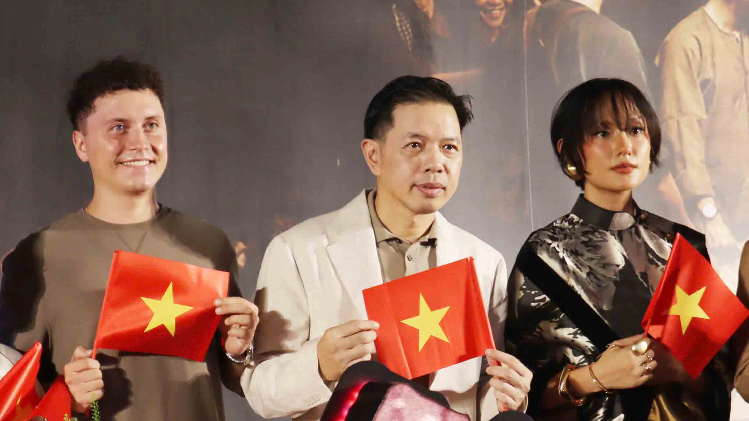 Ra mắt phim Ra mắt phim