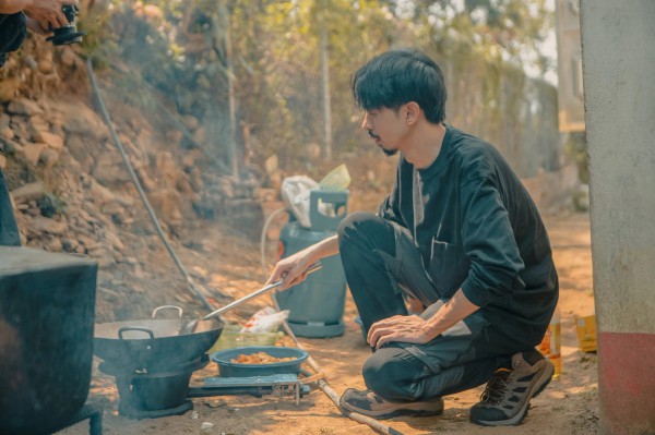 Rapper Đen Vâu lên tiếng về dự án 