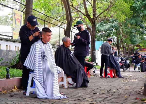 Tiệm tóc yêu thương Tiệm tóc yêu thương
