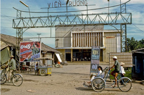 Trần Hữu Trang, thư ký chép tuồng thành soạn giả nổi tiếng Trần Hữu Trang, thư ký chép tuồng thành soạn giả nổi tiếng
