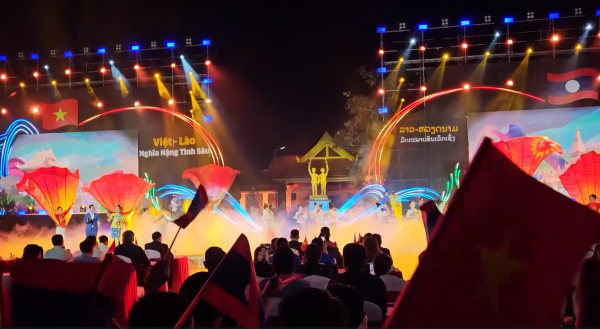 ‘Trường Sơn Đông gọi Trường Sơn Tây’: Dư âm nghĩa nặng tình sâu Việt - Lào