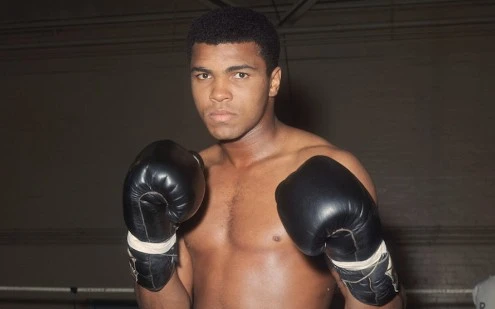 ”Từ bỏ” để thành công với câu chuyện của võ sĩ quyền Anh Muhammad Ali