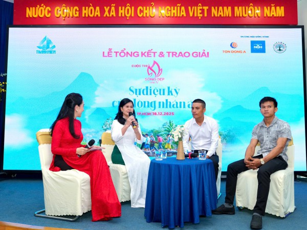 Từ cô giáo vùng đất mặn đến nhân vật truyền cảm hứng 