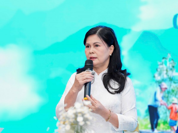 Từ cô giáo vùng đất mặn đến nhân vật truyền cảm hứng 