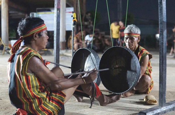 Vật thiêng của làng: Bộ chiêng được sùng kính 