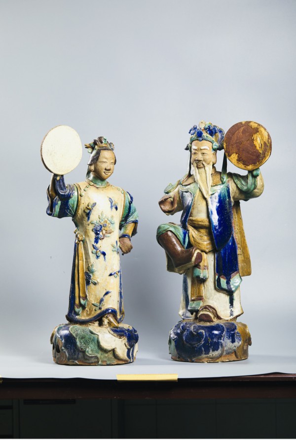 Vì sao ở Nam bộ hay thờ ông Nhật - bà Nguyệt? Vì sao ở Nam bộ hay thờ ông Nhật - bà Nguyệt?