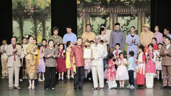 Vở kịch Vở kịch