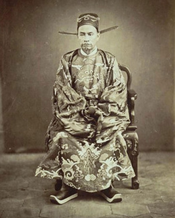 Vua Hàm Nghi hạ chiếu Cần Vương