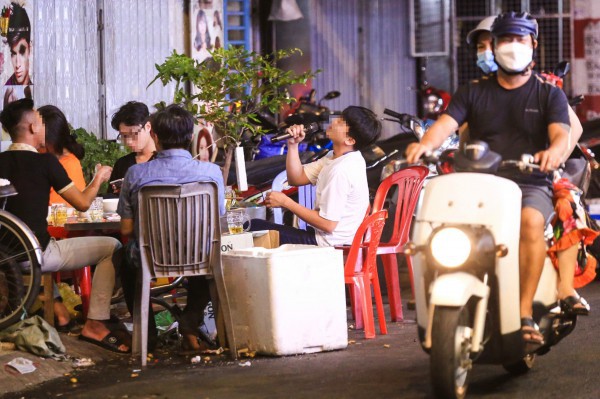 Xử phạt karaoke gây ồn ào: Để tiếng hát mang tính giải trí và kết nối