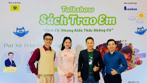 Đại sứ văn hóa đọc Trung Nghĩa, ca sĩ Duyên Quỳnh đồng hành với 