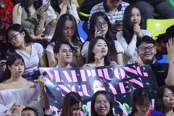 Đêm chung khảo Hoa hậu Việt Nam 2024 khiến hơn 3.000 khán giả ngỡ ngàng Đêm chung khảo Hoa hậu Việt Nam 2024 khiến hơn 3.000 khán giả ngỡ ngàng