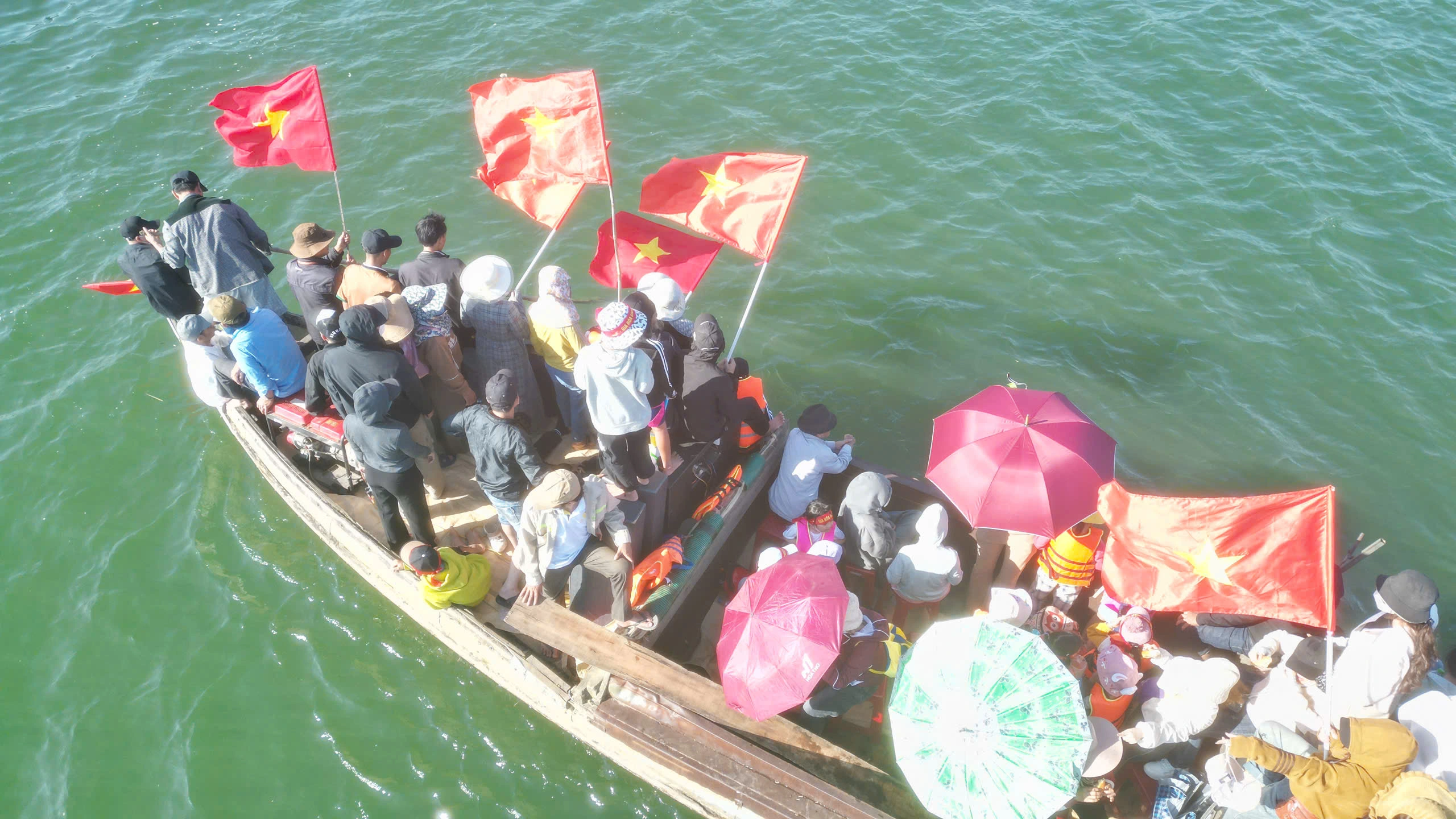 Độc đáo di sản văn hóa phi vật thể: Đua thuyền tứ linh trên sông Trà Độc đáo di sản văn hóa phi vật thể: Đua thuyền tứ linh trên sông Trà