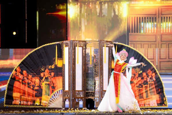 Độc lạ những màn trình diễn National Costume ở Miss Grand Vietnam 2024