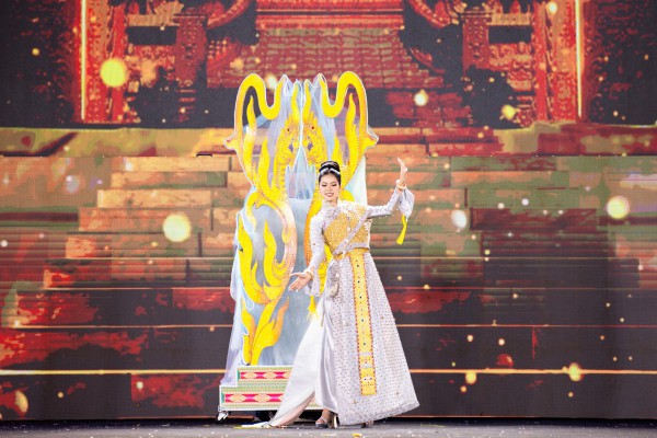 Độc lạ những màn trình diễn National Costume ở Miss Grand Vietnam 2024