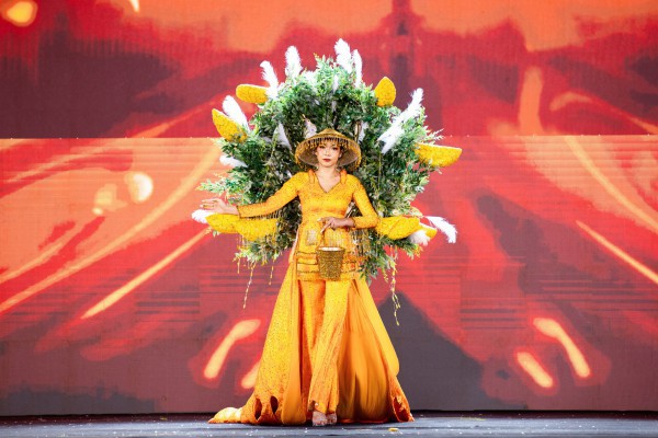 Độc lạ những màn trình diễn National Costume ở Miss Grand Vietnam 2024