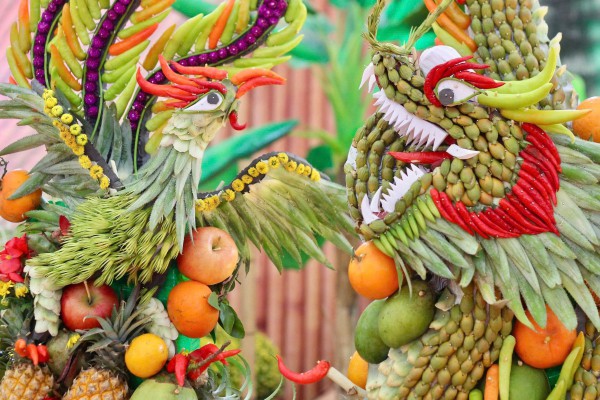 Độc lạ những tác phẩm nghệ thuật tỉa từ trái cây