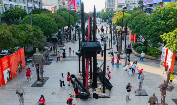Từ cọc Bạch Đằng đến mùa Xuân khải hoàn