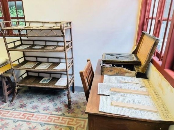 100 năm báo chí cách mạng Việt Nam: Báo 100 năm báo chí cách mạng Việt Nam: Báo