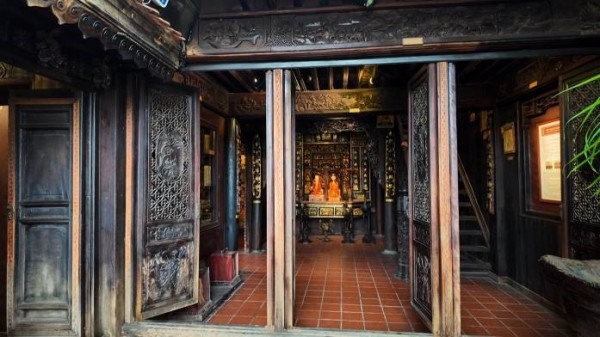 ”Xuyên không” về quá khứ tại bảo tàng y học Cổ truyền Việt Nam