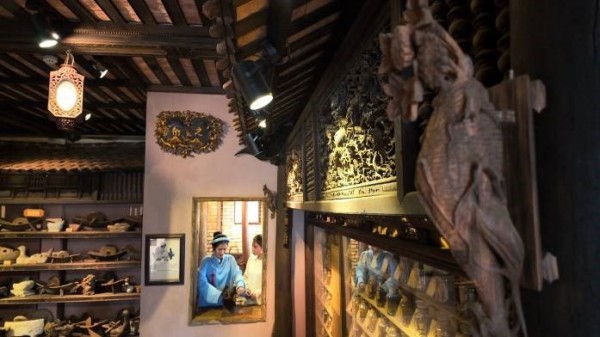 ”Xuyên không” về quá khứ tại bảo tàng y học Cổ truyền Việt Nam