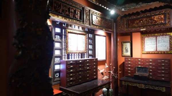”Xuyên không” về quá khứ tại bảo tàng y học Cổ truyền Việt Nam