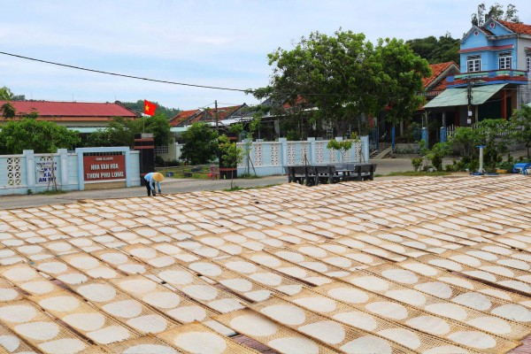 Bánh tráng Phú Yên - Từ món lương khô đến di sản văn hóa phi vật thể Bánh tráng Phú Yên - Từ món lương khô đến di sản văn hóa phi vật thể