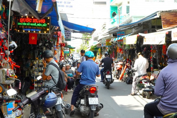 Cần Thơ: Độc đáo ngôi chợ được cánh mày râu thích lui tới Cần Thơ: Độc đáo ngôi chợ được cánh mày râu thích lui tới