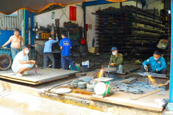Cần Thơ: Độc đáo ngôi chợ được cánh mày râu thích lui tới Cần Thơ: Độc đáo ngôi chợ được cánh mày râu thích lui tới