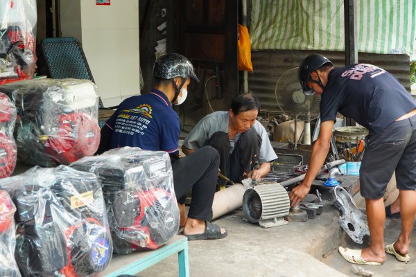 Cần Thơ: Độc đáo ngôi chợ được cánh mày râu thích lui tới Cần Thơ: Độc đáo ngôi chợ được cánh mày râu thích lui tới