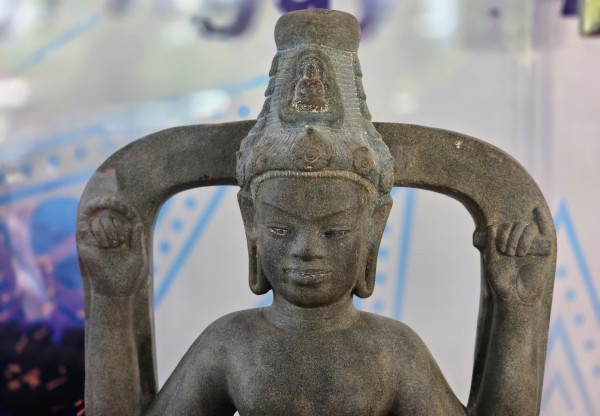 Cận cảnh tượng Avalokitesvara Bắc Bình được công nhận bảo vật quốc gia