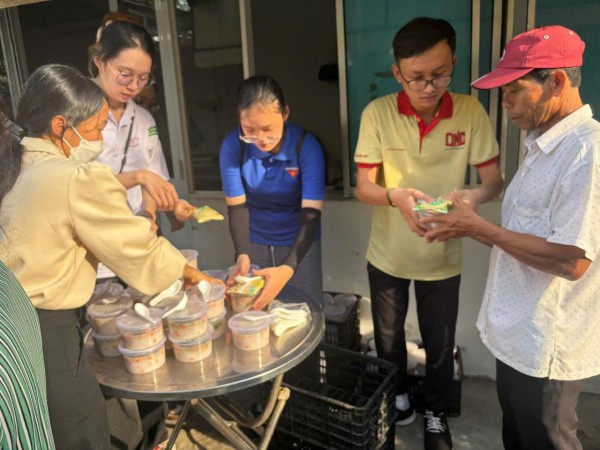 Chàng sinh viên lặng lẽ 