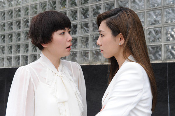 Chơi với ma: Linh hồn trong chiếc điện thoại