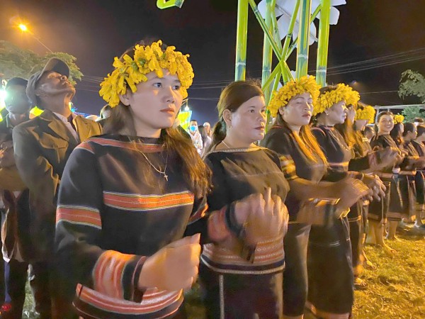 Chư Đăng Ya - Kỳ quan núi lửa giữa Chư Đăng Ya - Kỳ quan núi lửa giữa