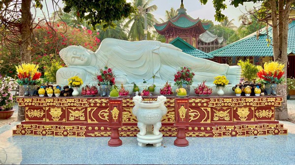 Chùa Lầu - dấu ấn kiến trúc độc đáo vùng Bảy Núi Chùa Lầu - dấu ấn kiến trúc độc đáo vùng Bảy Núi