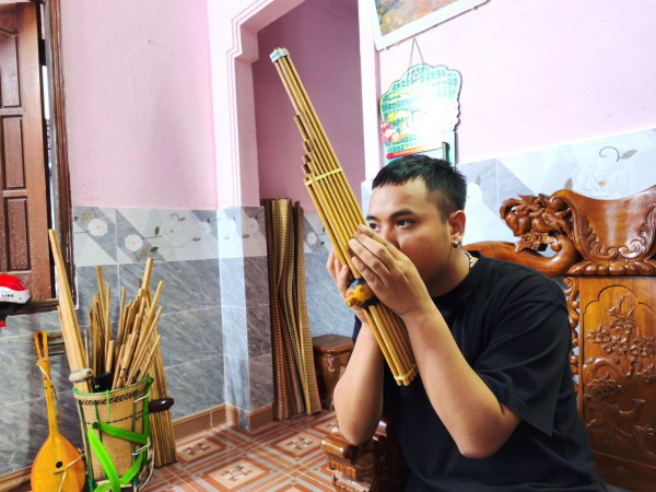 Chuyện nghệ nhân Gen Z: Giữ hồn thanh âm đại ngàn Chuyện nghệ nhân Gen Z: Giữ hồn thanh âm đại ngàn