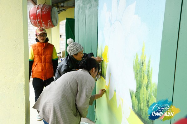 Có hẹn cùng thanh xuân - Vẽ ước mơ: “Biệt đội siêu ngầu” trao yêu thương tới các em nhỏ vùng cao Xéo Sà Lủng