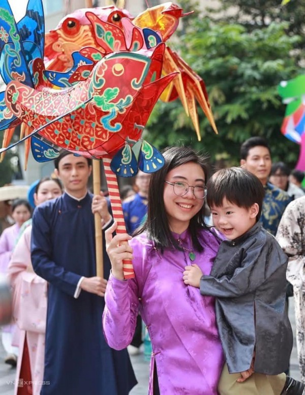 Cổ phục Việt trỗi dậy Cổ phục Việt trỗi dậy